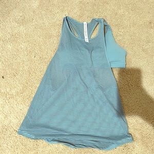Lululemon tank with built in sports bra size 6